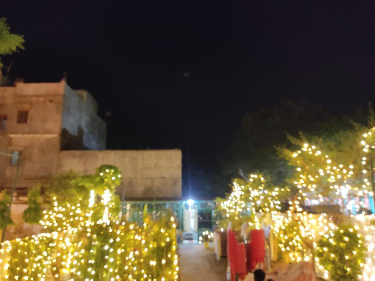 Maa Gauri Paying Guest House Varanasi Dış mekan fotoğraf